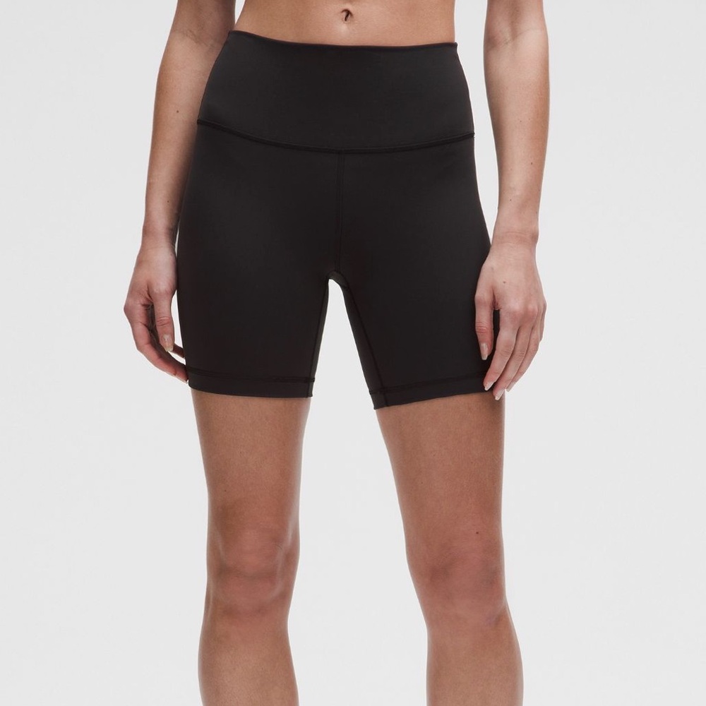 Lululemon Athletica Wunder Train High-Rise Short 6” camouflage